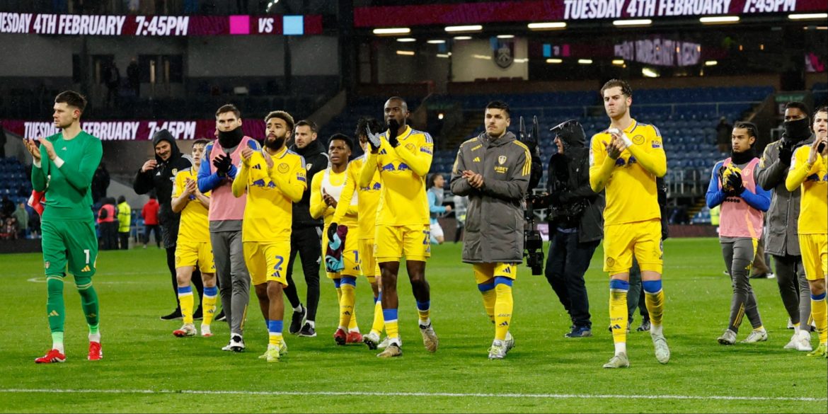 26 touches, 10 passes: Farke must drop Leeds dud after 2/10 display
