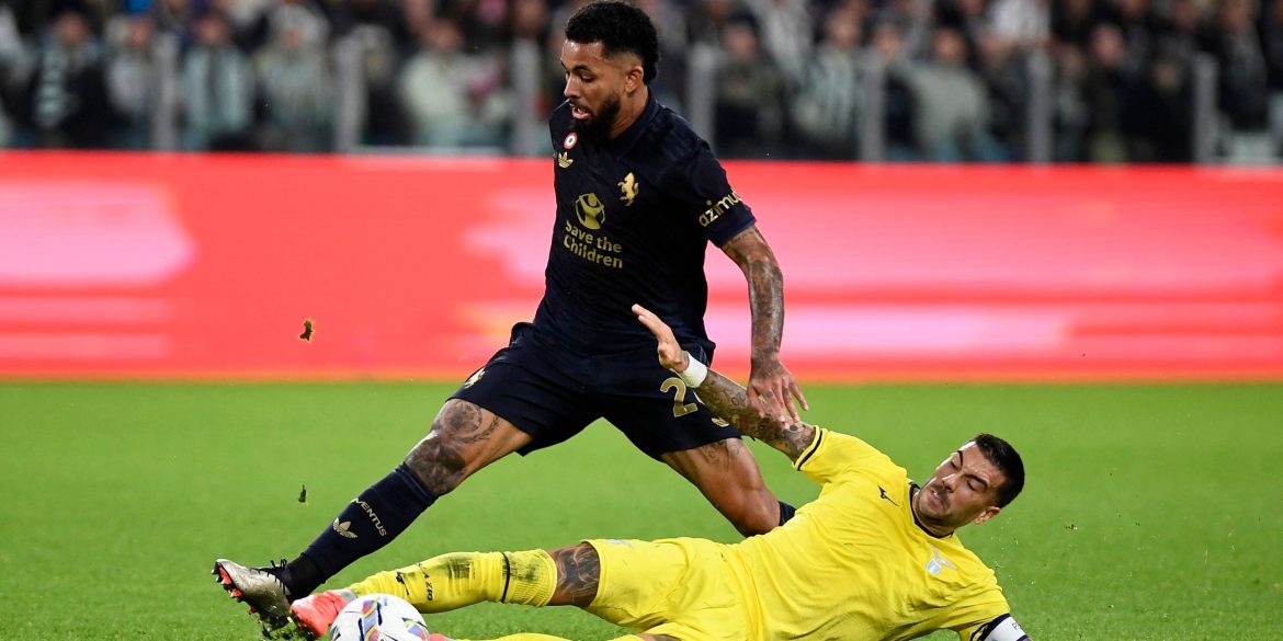 In contact: West Ham now make approach for "world-class" £42m Man Utd target