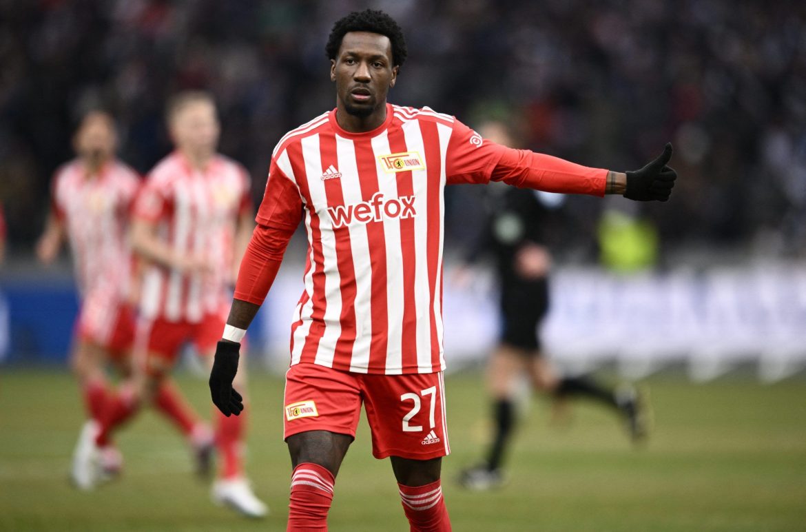 Everton plotting bid for Sheraldo Becker