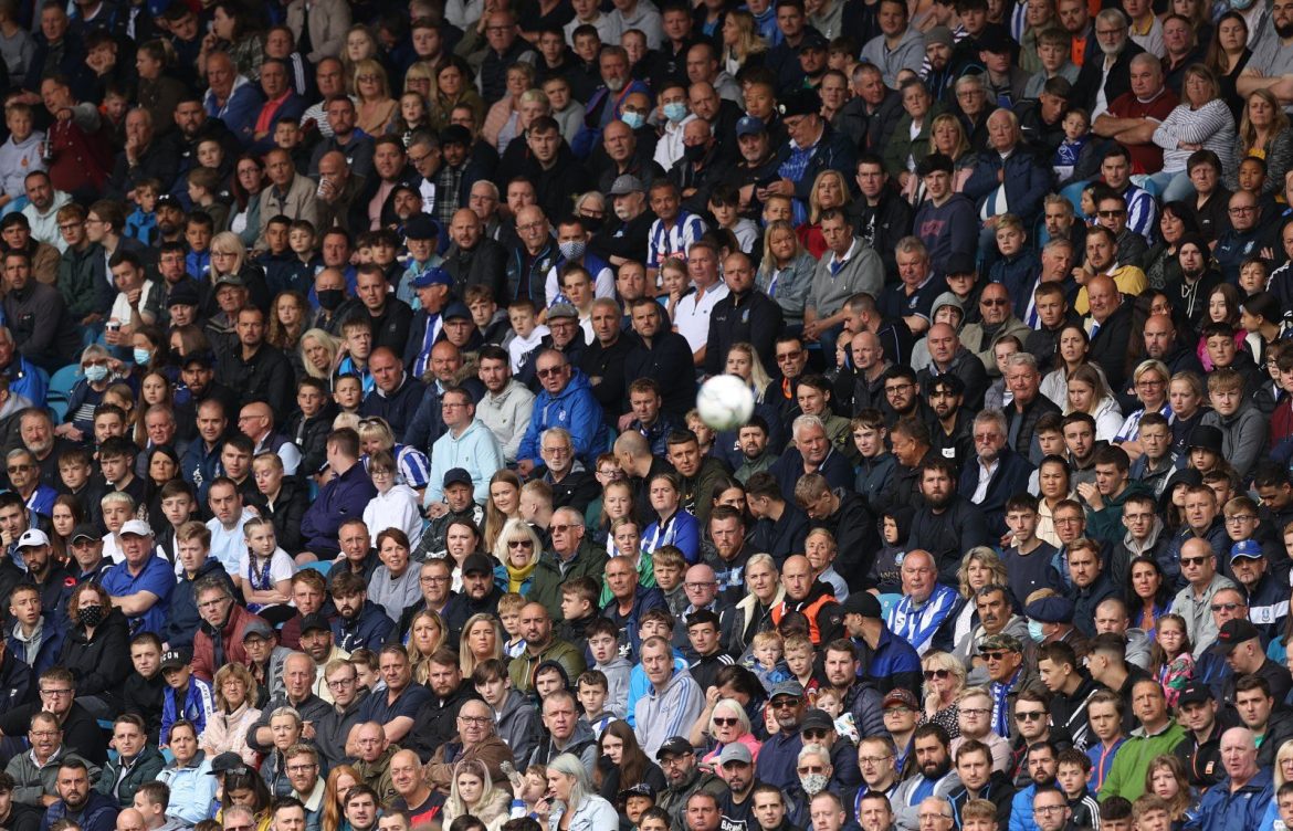 Wednesday fans slam Dunkley vs Cambridge